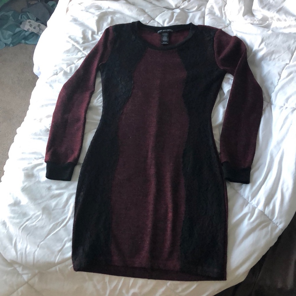 Form fitting long sleeve dress